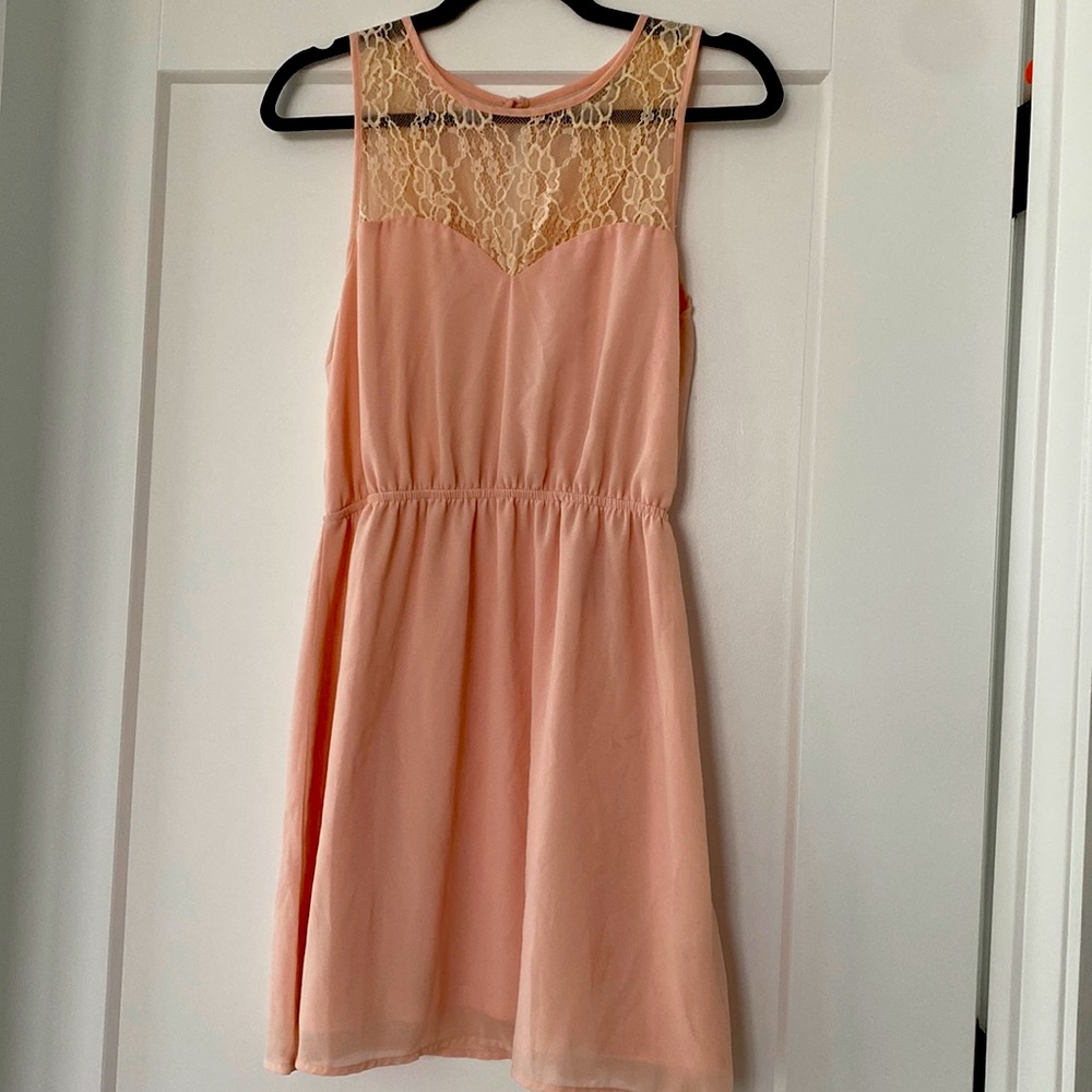 Elegant pink dress with beautiful open detailed back